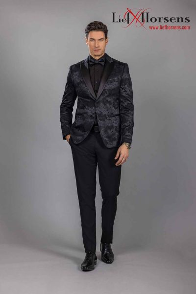 received_1112971153023410